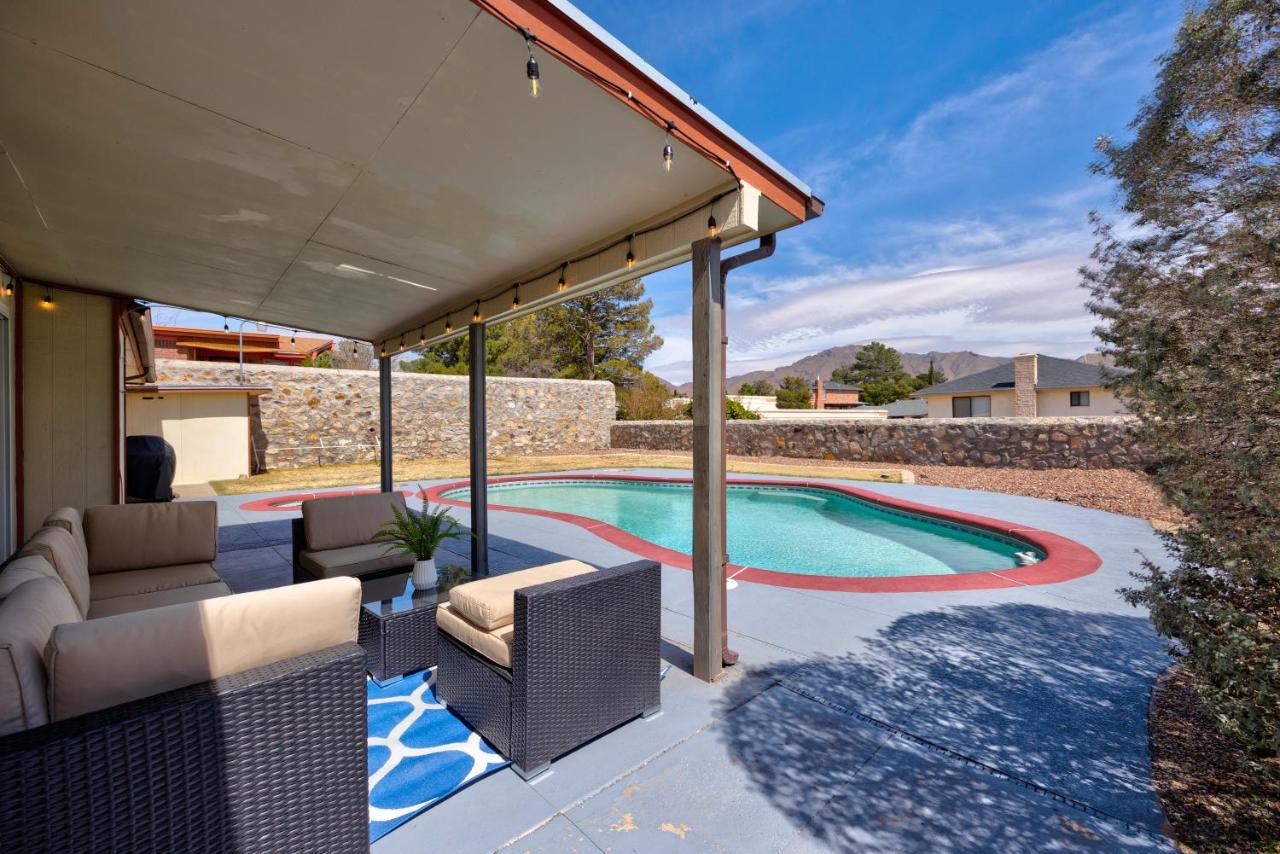 Home With Mountain View/Pool/Tub 艾爾帕索 外观 照片