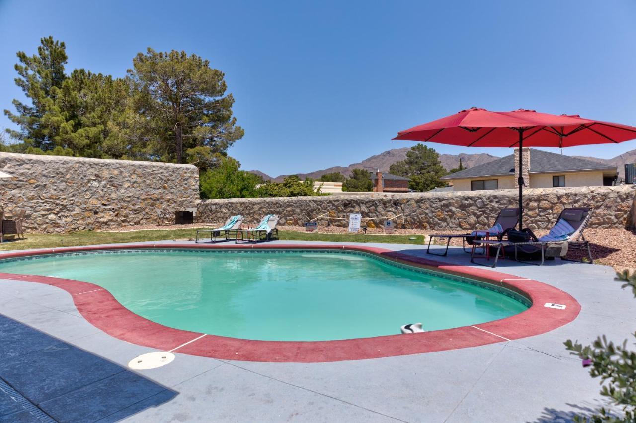 Home With Mountain View/Pool/Tub 艾爾帕索 外观 照片